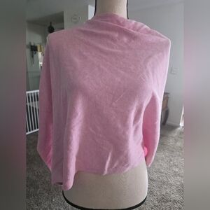 Women's Crew Neck Sweater in Soft Pink